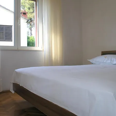 Apartamento Jelsa 14754b