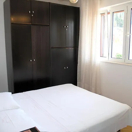 Jelsa 14754b